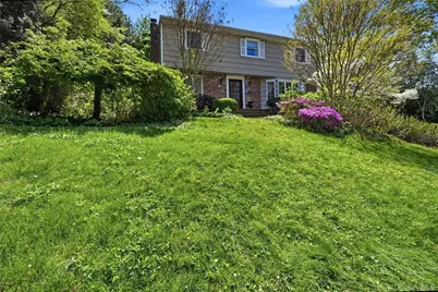 21 Northwood Circle, Huntington, NY 11743 - Photo 1