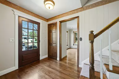 21 Northwood Circle, Huntington, NY 11743 - Photo 5