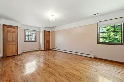 21 Northwood Circle, Huntington, NY 11743 - Photo 21