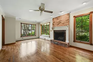 21 Northwood Cir, Huntington, NY 11743 - Photo 7