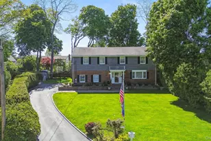 3 Camsanette Ct, Glen Cove, NY 11542 - Photo 33