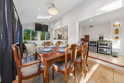 3 Camsanette Court, Glen Cove, NY 11542 - Photo 7