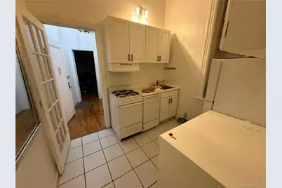 857 9th Avenue #D, New York, NY 10019 - Photo 5