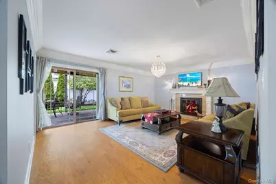 8 Marietta Drive, Westbury, NY 11590 - Photo 11