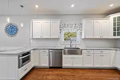 251 N Maple Street, Massapequa, NY 11758 - Photo 11