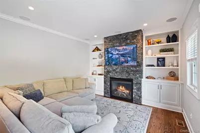 251 N Maple Street, Massapequa, NY 11758 - Photo 17