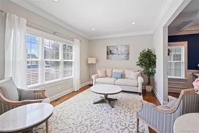 251 N Maple Street, Massapequa, NY 11758 - Photo 5
