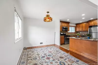 42 Pebble Lane, Deer Park, NY 11729 - Photo 19