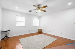 42 Pebble Ln, Deer Park, NY 11729 - Photo 13