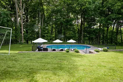 4 Elmer Galloway Road, Katonah, NY 10536 - Photo 31
