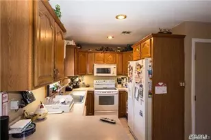 2 John Roe Smith Ave, Medford, NY 11763 - Photo 3