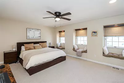 52 Holiday Drive #52, Woodbury, NY 11797 - Photo 25