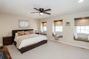 52 Holiday Dr, Woodbury, NY 11797 - Photo 25