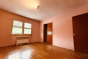 2938 Bouck Ave, Bronx, NY 10469 - Photo 9