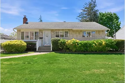 648 Dogwood Avenue, Franklin Square, NY 11010 - Photo 1