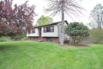 241 S Smith Road, Lagrangeville, NY 12540 - Photo 5