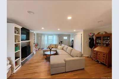 7 Bay Street, Center Moriches, NY 11934 - Photo 5