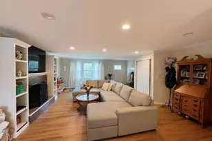 7 Bay St, Center Moriches, NY 11934 - Photo 5