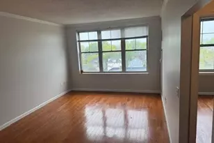 300 Mamaroneck Ave, White Plains, NY 10605 - Photo 9
