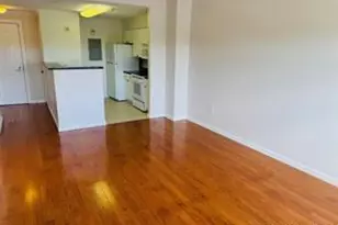 300 Mamaroneck Ave, White Plains, NY 10605 - Photo 5