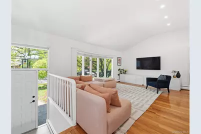 50 Roger Drive, Port Washington, NY 11050 - Photo 3