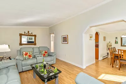 1407 Middle Road #83, Calverton, NY 11933 - Photo 11