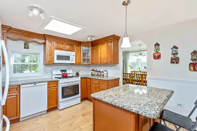 1407 Middle Road #83, Calverton, NY 11933 - Photo 13