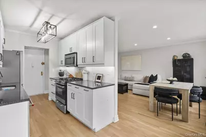 793 Palmer Road #3F, Bronxville, NY 10708 - Photo 3