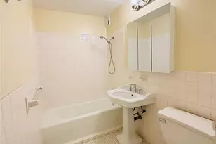 136-35 Maple Ave, Flushing, NY 11355 - Photo 5