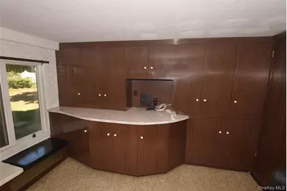 10 Tacoma Lane, Syosset, NY 11791 - Photo 29