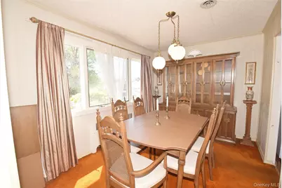 10 Tacoma Lane, Syosset, NY 11791 - Photo 13