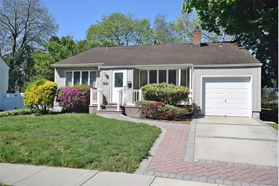 10 Tacoma Lane, Syosset, NY 11791 - Photo 35