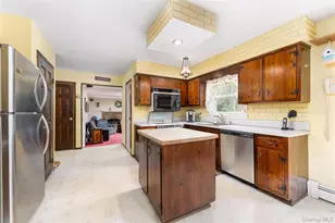 44 Woodland Rd, Miller Place, NY 11764 - Photo 7
