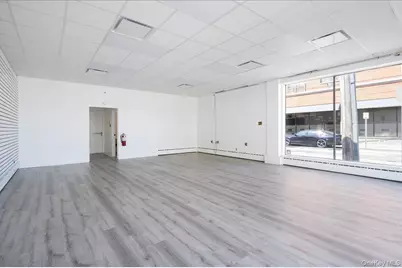 20 Brooklyn Avenue, Valley Stream, NY 11581 - Photo 7