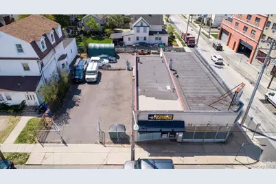20 Brooklyn Avenue, Valley Stream, NY 11581 - Photo 13