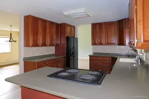 83 Hunt Rd, Wallkill, NY 12589 - Photo 5