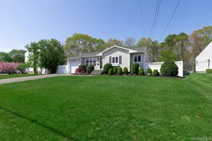 149 Barton Ln, Bayport, NY 11705 - Photo 3