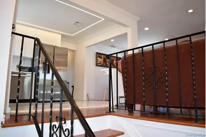 2800 Genessee Street, North Bellmore, NY 11710 - Photo 11