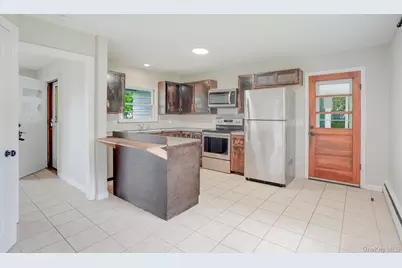 25 Park Avenue, Poughkeepsie, NY 12603 - Photo 7