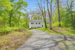 82 Roosevelt Rd, Hyde Park, NY 12538 - Photo 21