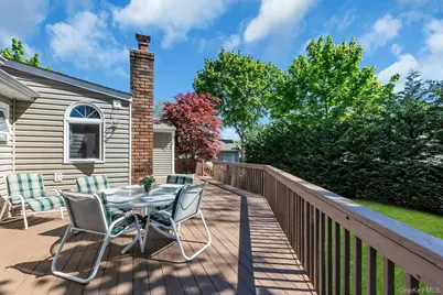 481 Bayport Avenue, Bayport, NY 11705 - Photo 29