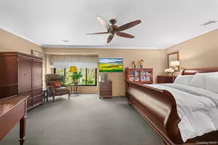 25 Windsor Gate Dr, North Hills, NY 11040 - Photo 27