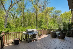 25 Windsor Gate Dr, North Hills, NY 11040 - Photo 39