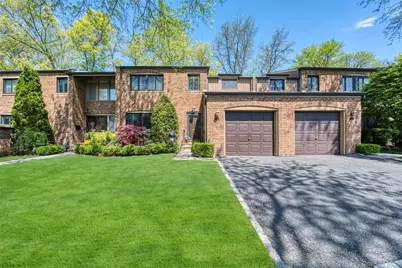 25 Windsor Gate Drive, North Hills, NY 11040 - Photo 1