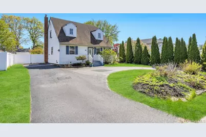 108A Union Avenue, Ronkonkoma, NY 11779 - Photo 3