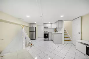 244-37 89th Ave, Bellerose, NY 11426 - Photo 19