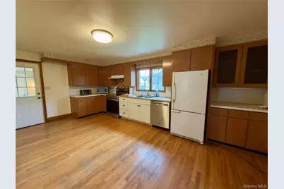 51 Horseshoe Drive, Hyde Park, NY 12538 - Photo 3