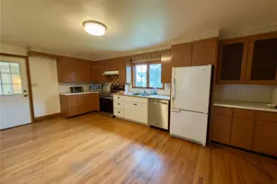 51 Horseshoe Dr, Hyde Park, NY 12538 - Photo 3