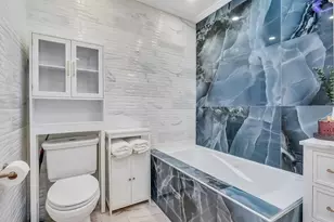 25 Snyder St, Patchogue, NY 11772 - Photo 17