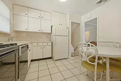 345 E State Street, Long Beach, NY 11561 - Photo 11